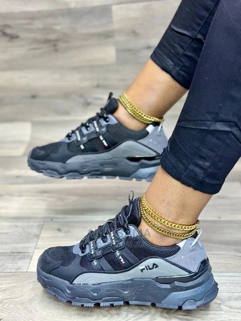 Fila Sneakers