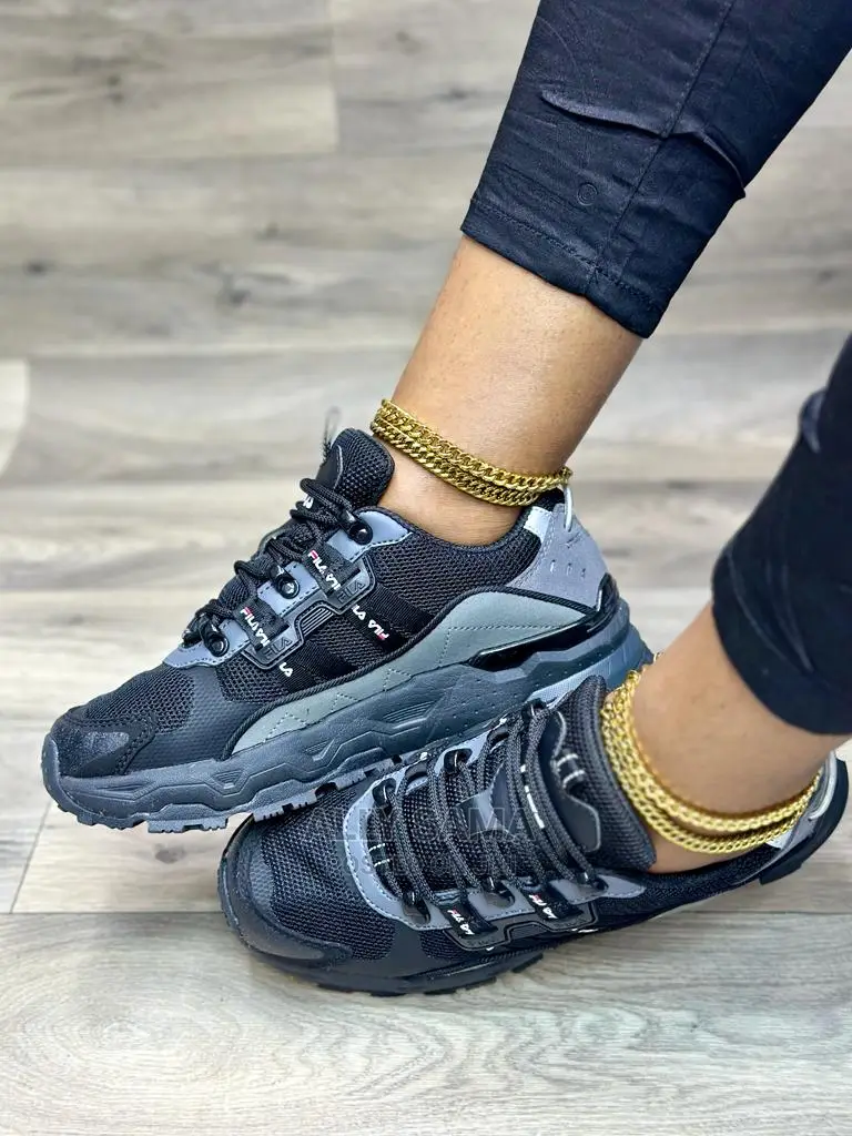 Fila Sneakers