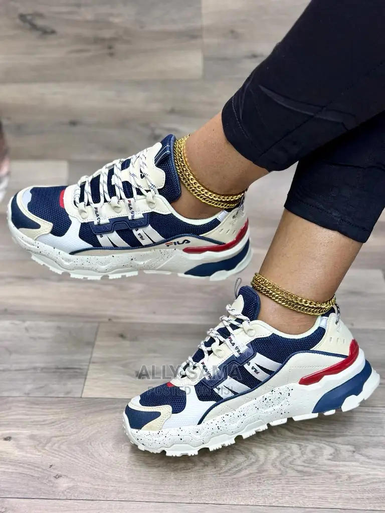 Fila Sneakers