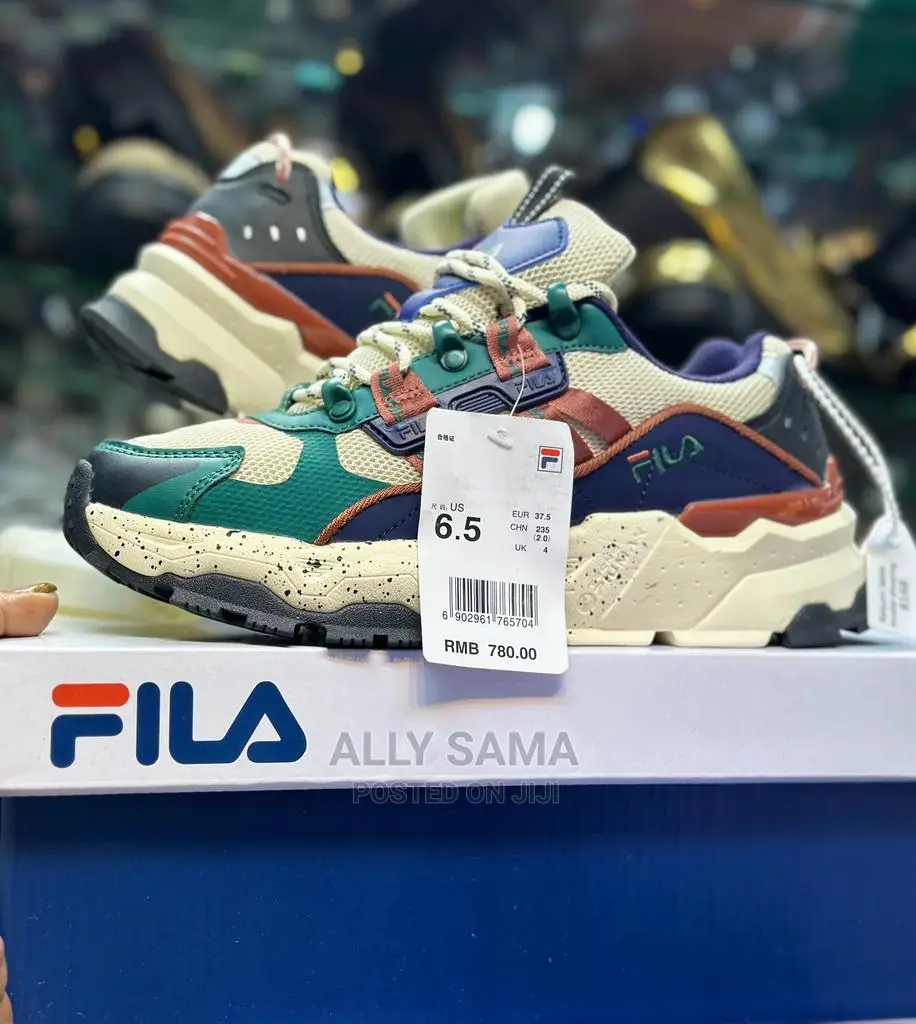 Fila Sneakers