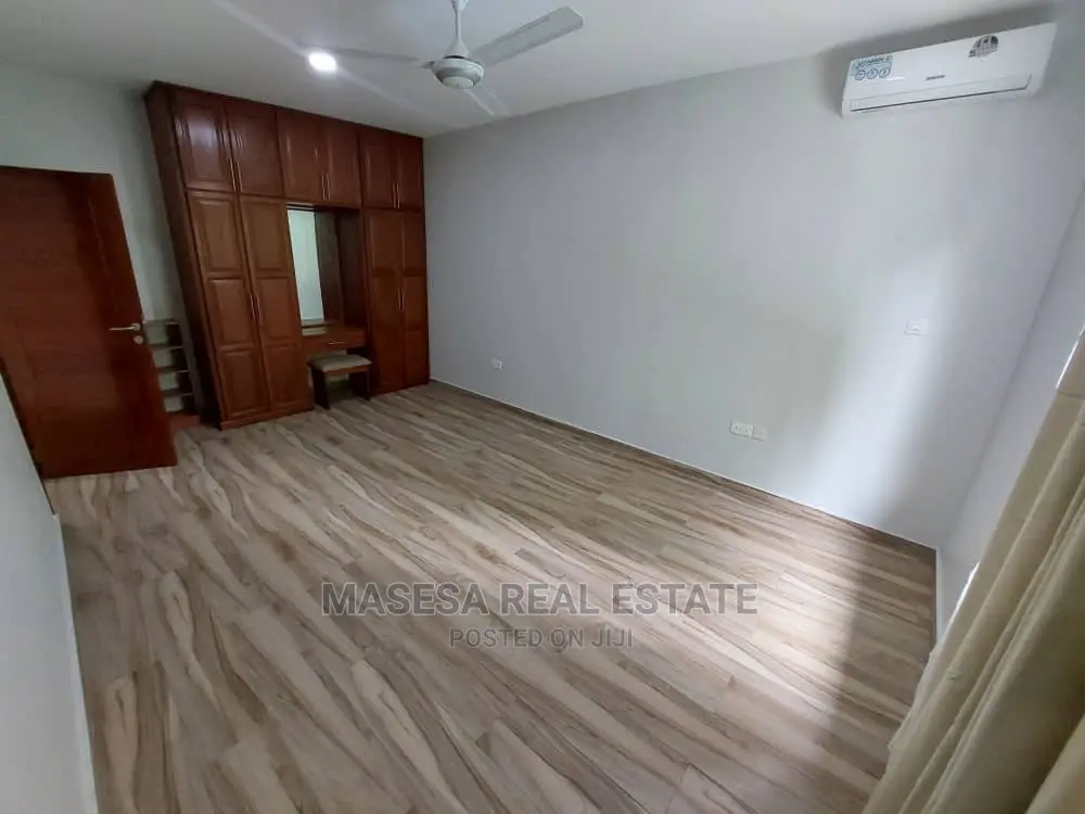 3bdrm Villa in Masaki for rent
