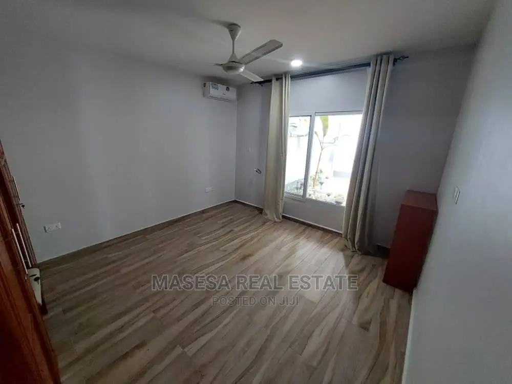 3bdrm Villa in Masaki for rent