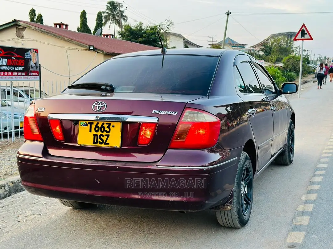 Toyota Premio 2004 Purple