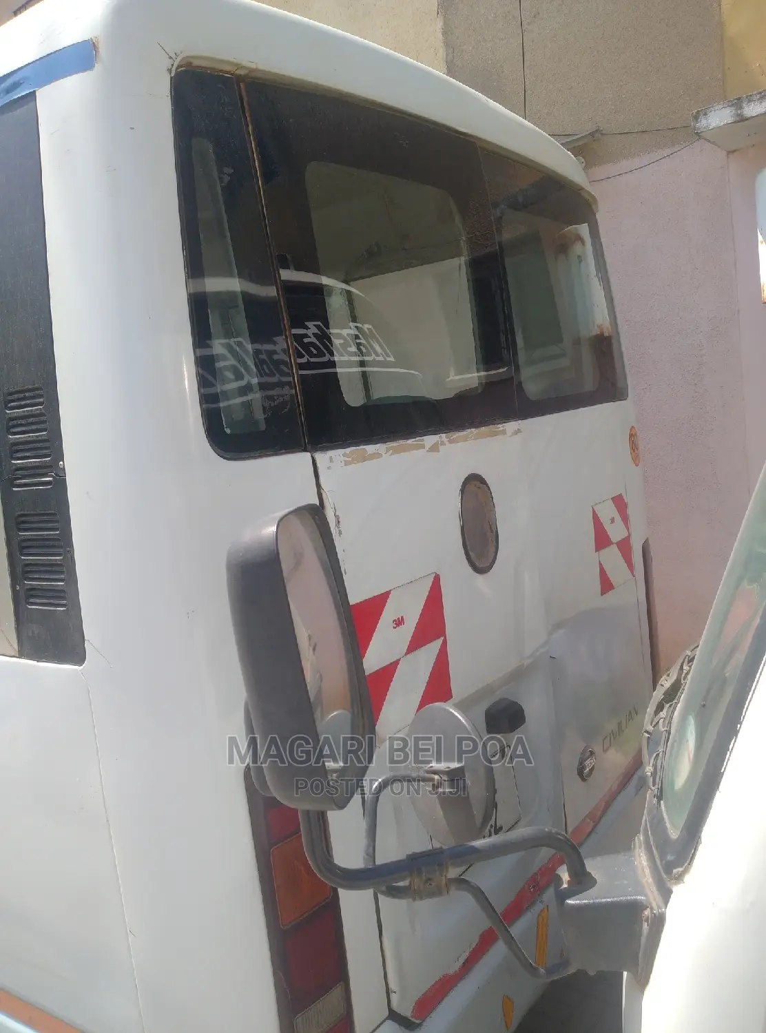 Nissan Civilian 1991 White
