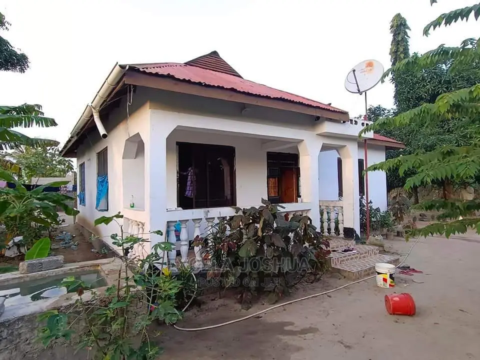4bdrm House in Excela Joshua, Goba for sale