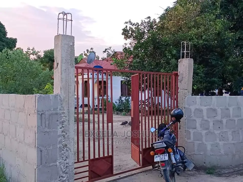 4bdrm House in Excela Joshua, Goba for sale