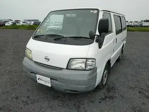Nissan Vanette 2005 White