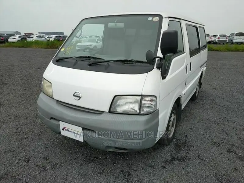 Nissan Vanette 2005 White