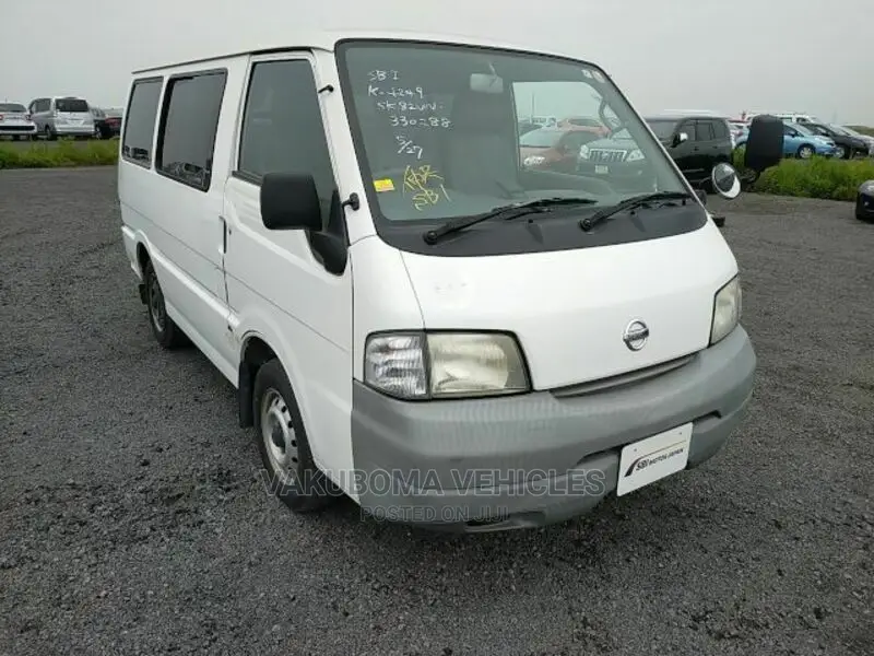 Nissan Vanette 2005 White