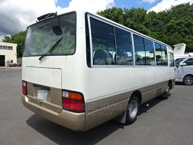 Toyota Coaster 1997 White