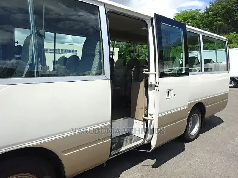 Toyota Coaster 1997 White