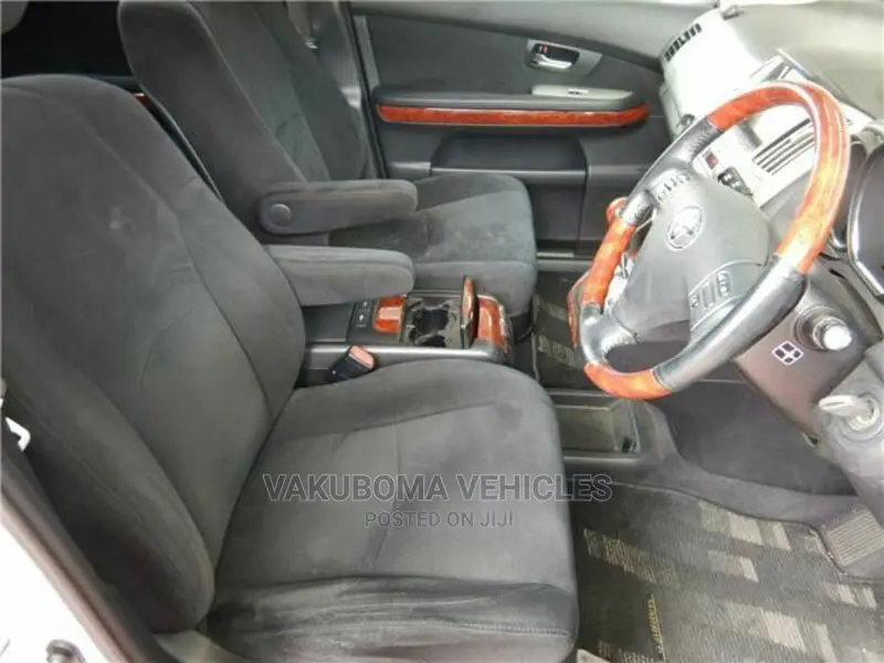 Toyota Harrier 2006 Pearl