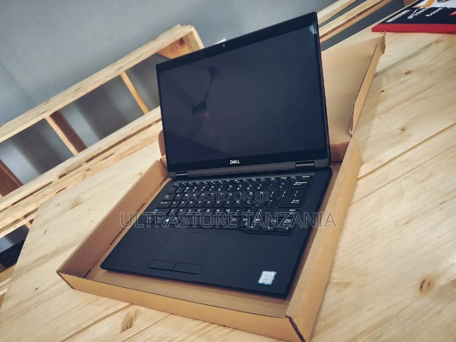 New Laptop Dell Latitude 7389 8GB Intel Core I5 SSD 256GB