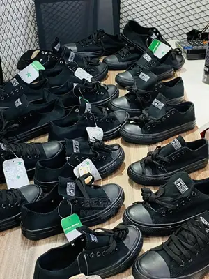 Simple Sneakers | Simple Shoes | Viatu