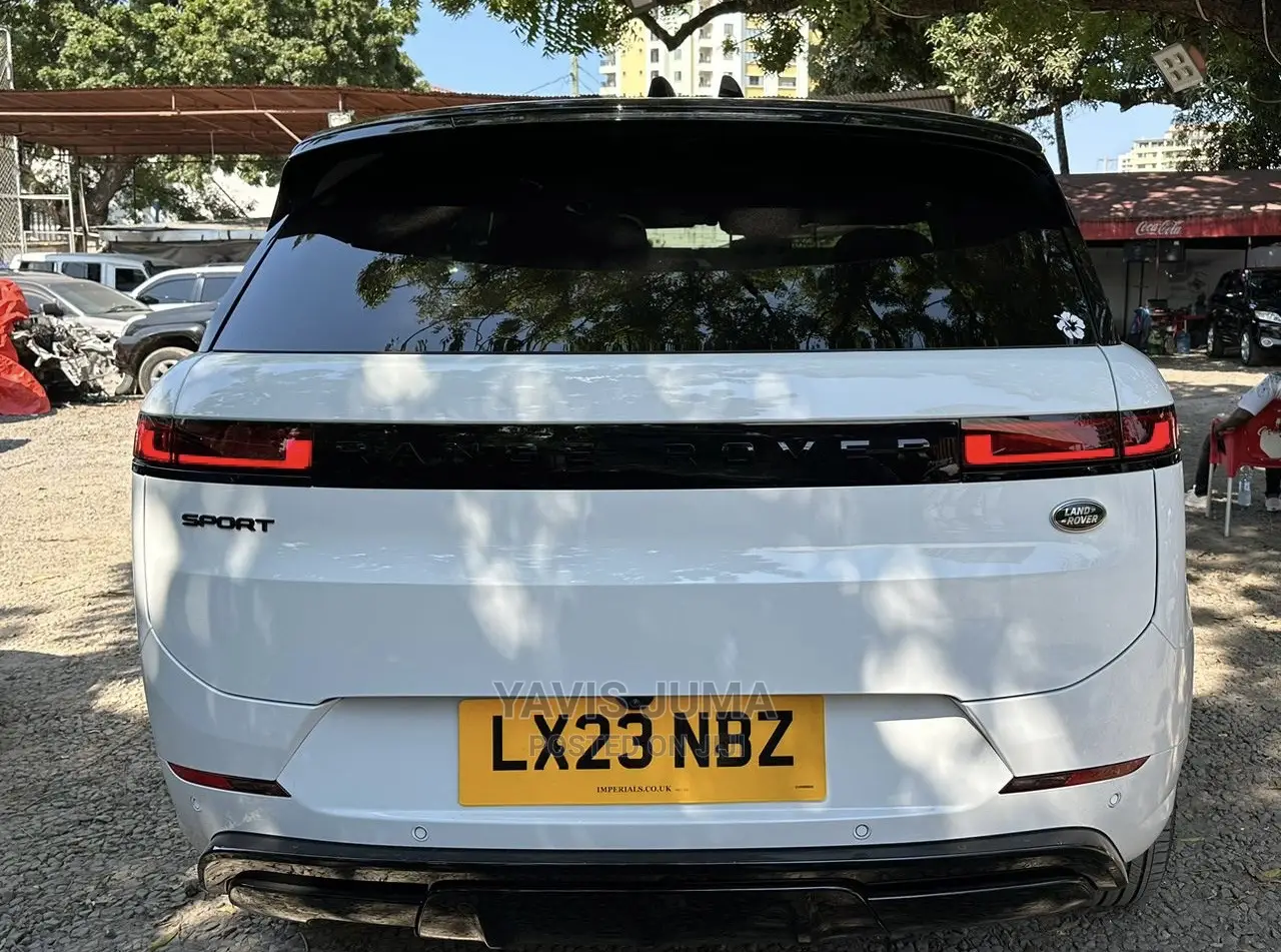 Land Rover Range Rover Sport 2023 White