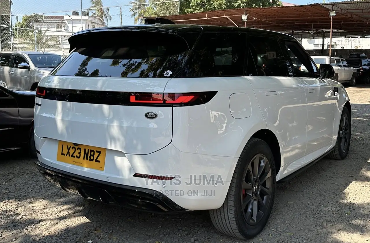 Land Rover Range Rover Sport 2023 White