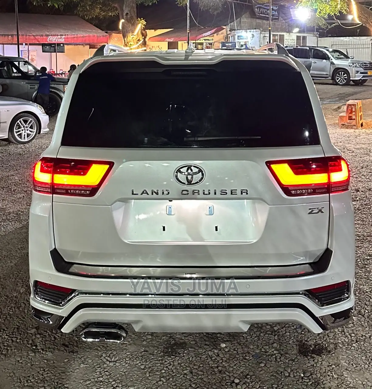 Toyota Land Cruiser 2022 White