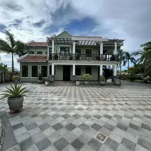 5bdrm House in Bahari Beach, Kunduchi for rent
