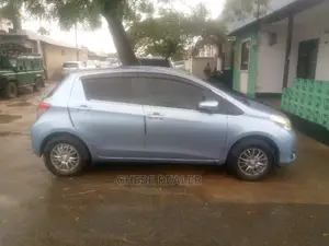 Toyota Vitz 1.3 AWD 3dr 2010 Blue