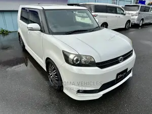 Toyota Corolla Rumion 2012 Pearl