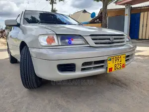 Toyota Corona Premio 1999 White