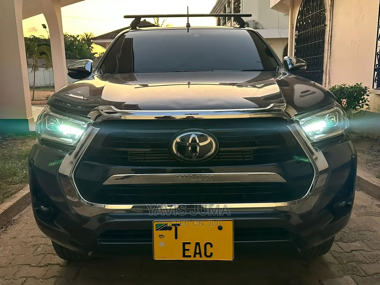 Toyota Hilux 2020 Gray