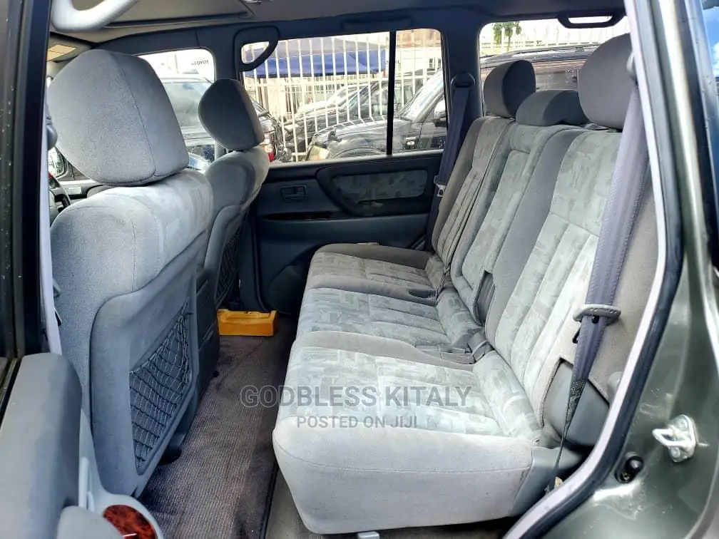 Toyota Land Cruiser 2002 Green