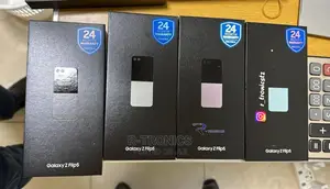New Samsung Galaxy Z Flip 5 256 GB Black