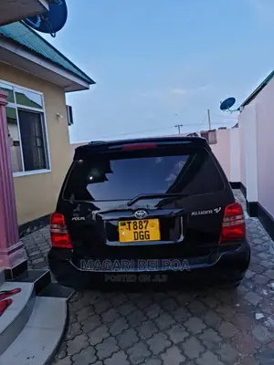 Toyota Kluger 2005 Black
