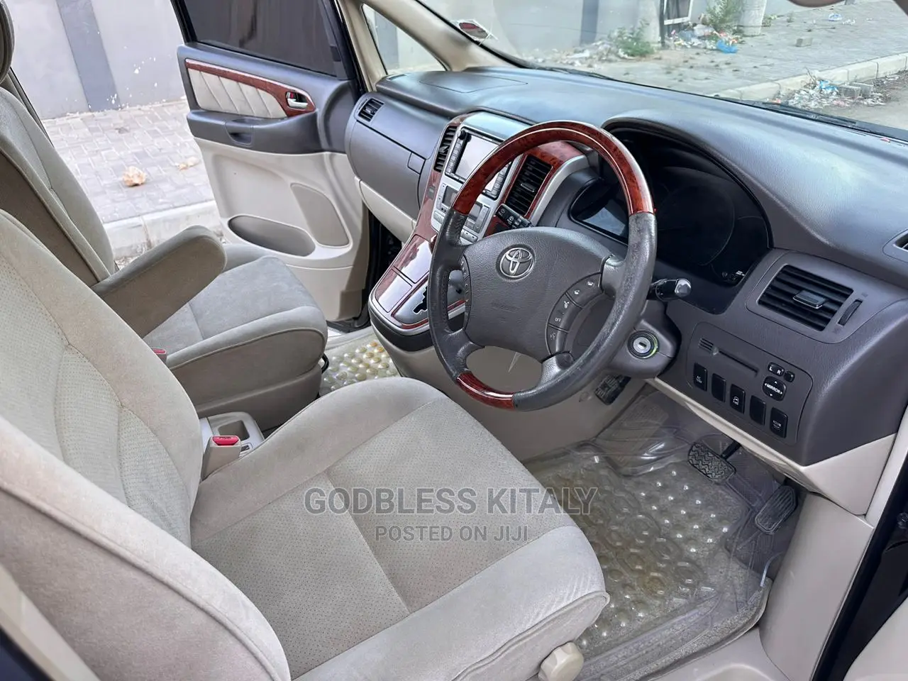 Toyota Alphard 2005 Black