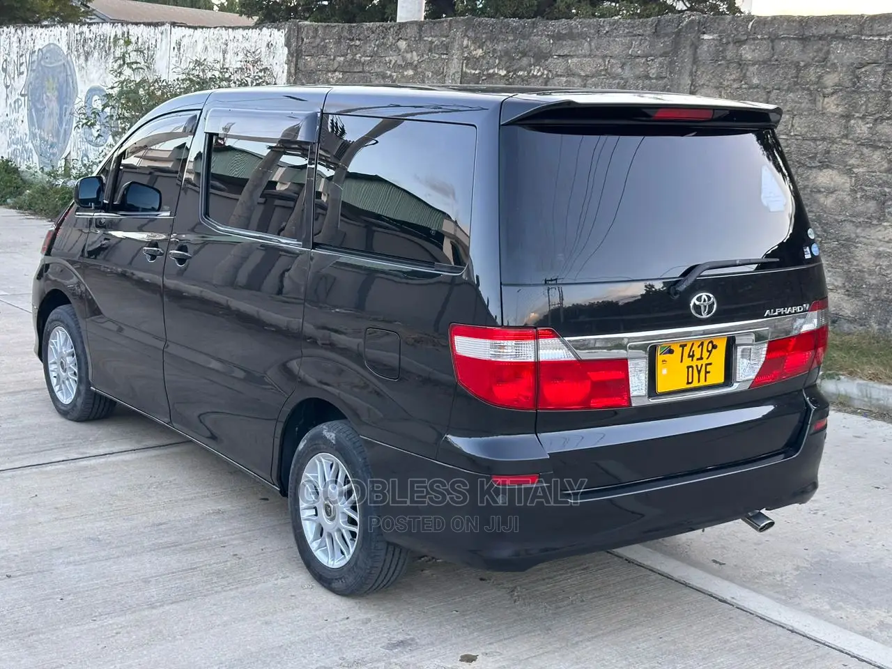 Toyota Alphard 2005 Black