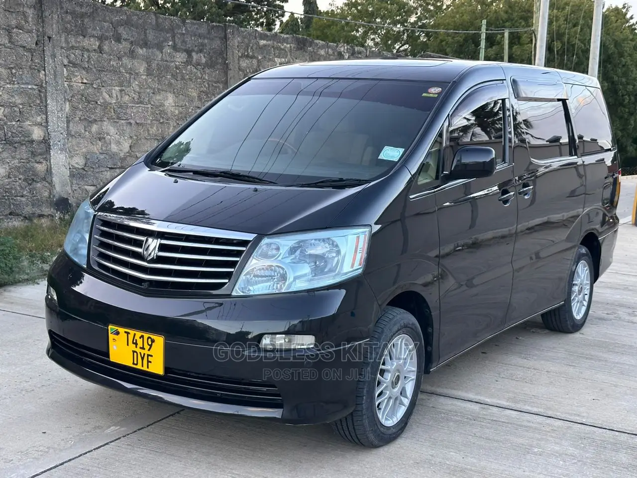 Toyota Alphard 2005 Black