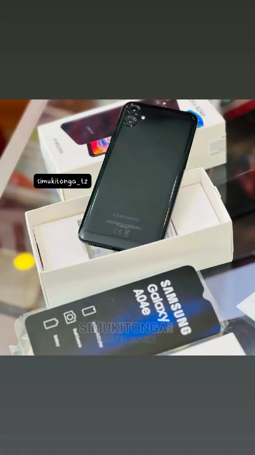 New Samsung Galaxy A04e 64 GB Gold