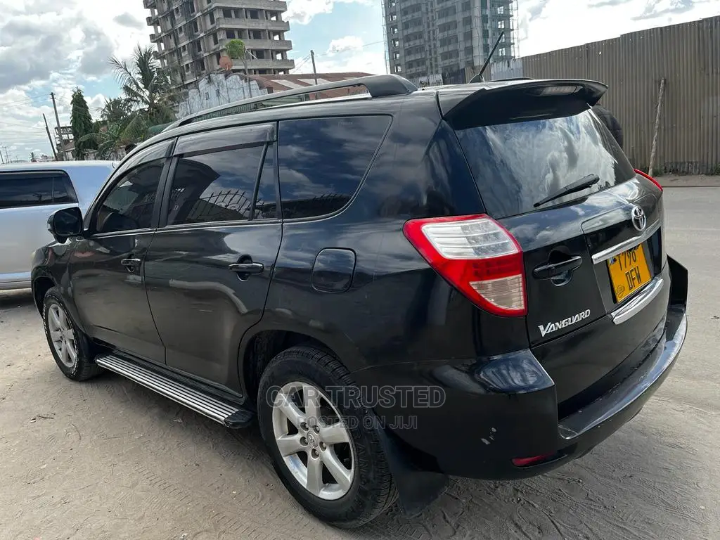 Toyota Vanguard 2008 Black