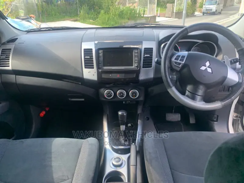 Mitsubishi Outlander 2007 Pearl
