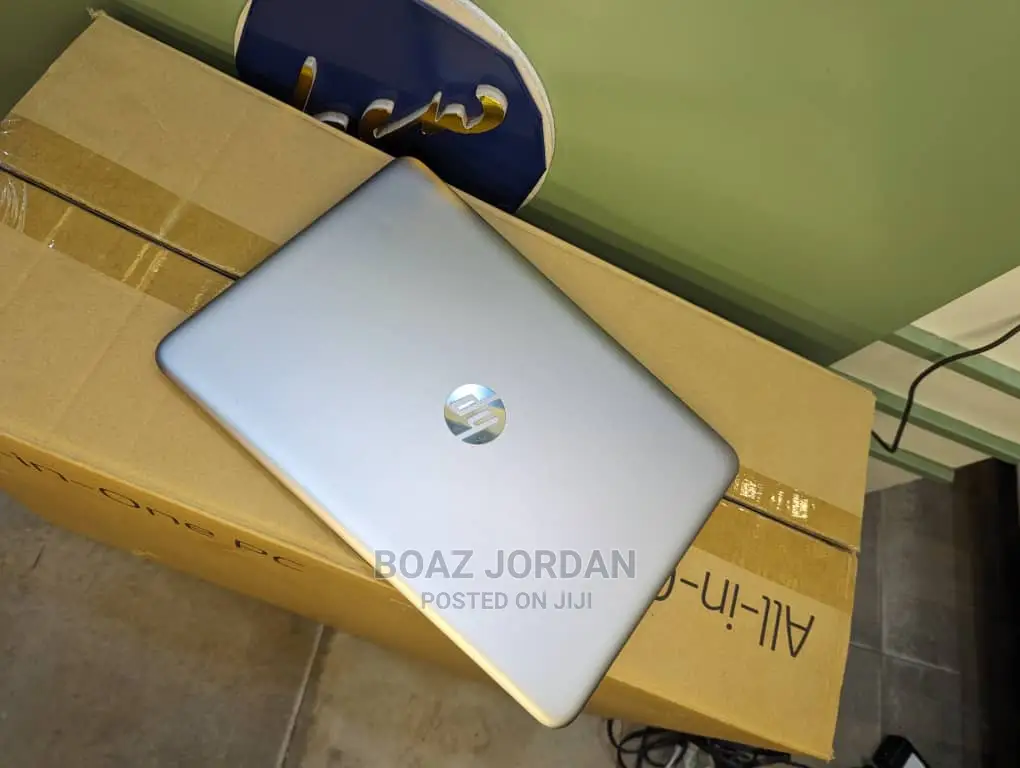 New Laptop HP EliteBook 1040 G3 8GB Intel Core I7 SSD 256GB