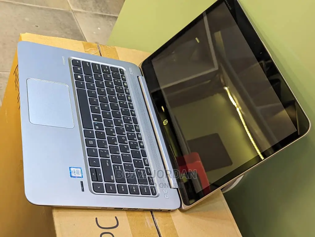 New Laptop HP EliteBook 1040 G3 8GB Intel Core I7 SSD 256GB