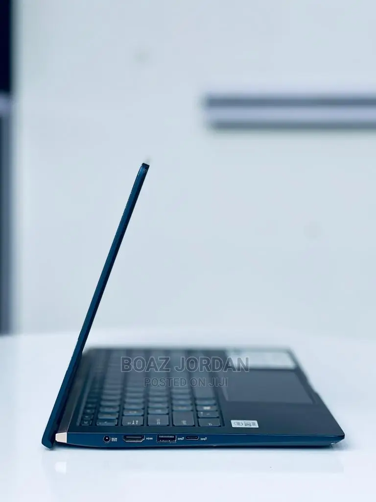 New Laptop Asus Zenbook 14 UX434 16GB Intel Core I7 SSD 512GB