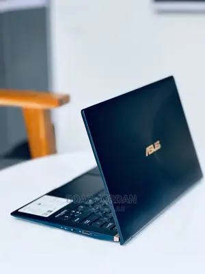 New Laptop Asus Zenbook 14 UX434 16GB Intel Core I7 SSD 512GB
