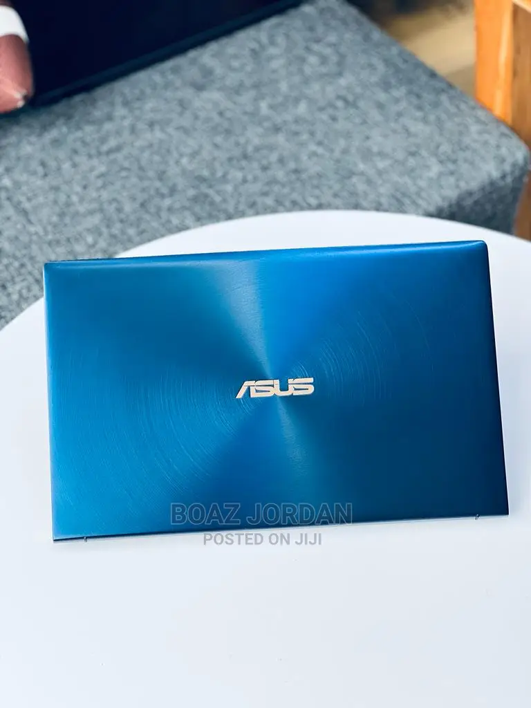New Laptop Asus Zenbook 14 UX434 16GB Intel Core I7 SSD 512GB