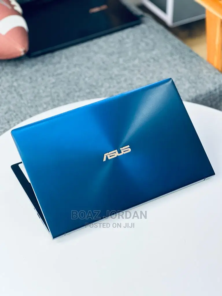New Laptop Asus Zenbook 14 UX434 16GB Intel Core I7 SSD 512GB