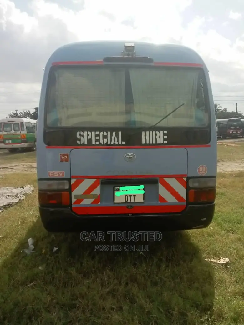 Toyota Coaster 2000 Blue
