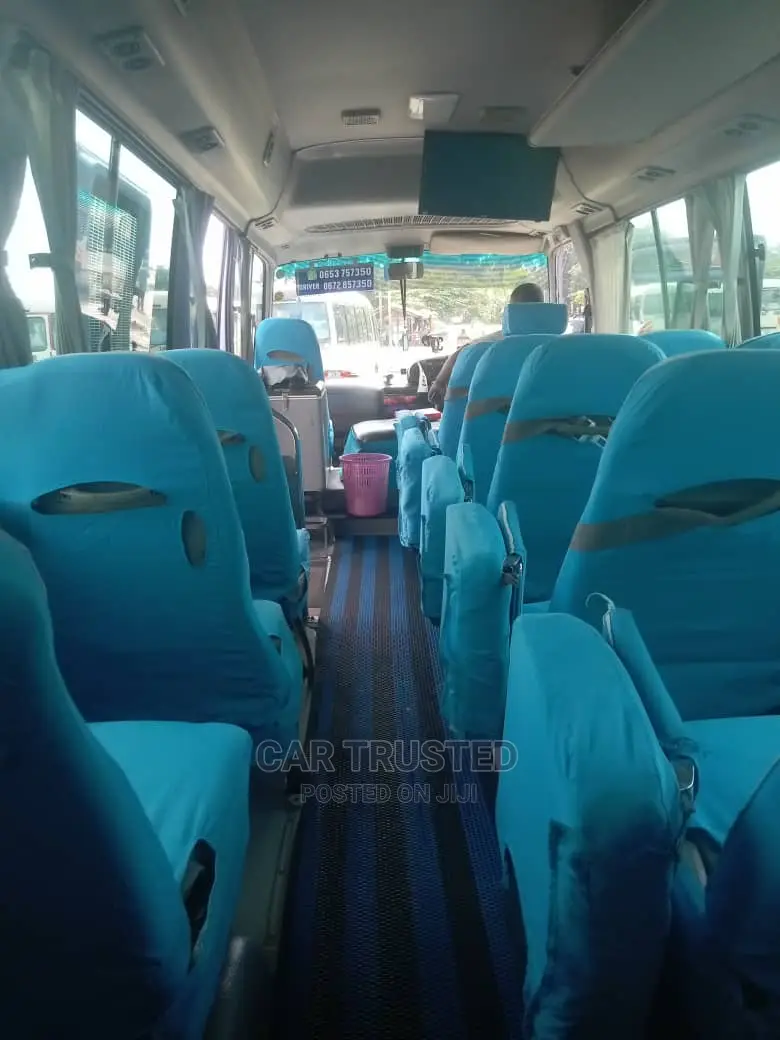 Toyota Coaster 2000 Blue