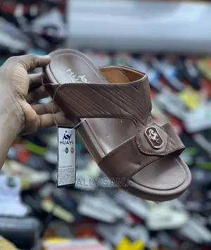 Huayi Open Shoes