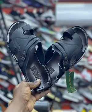 Hongoi Black