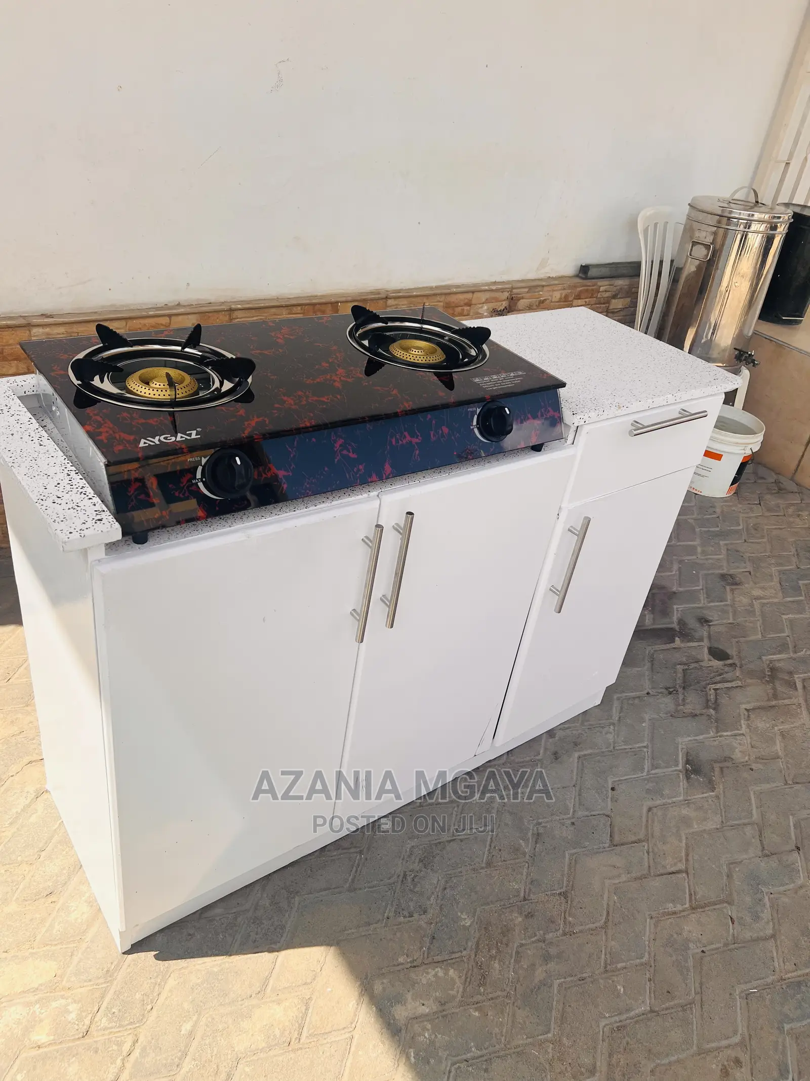 Kichen Cabinet Nzur Sanaa Mbao Na Jiko Lake