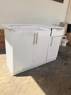 Kichen Cabinet Nzur Sanaa Mbao Na Jiko Lake