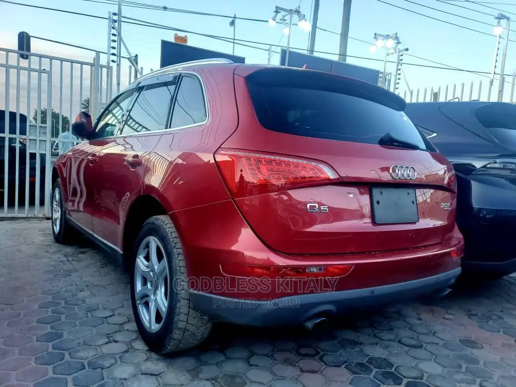 Audi Q5 2012 Red