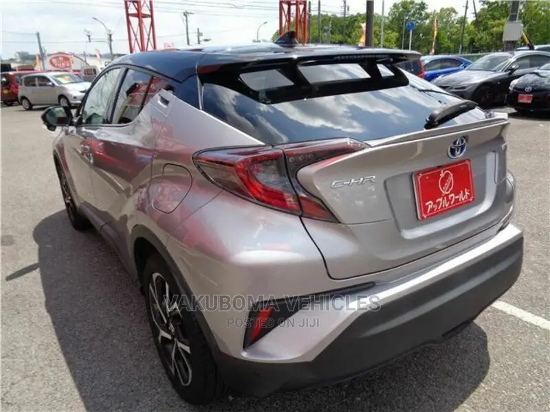 Toyota C-HR 2017 Silver