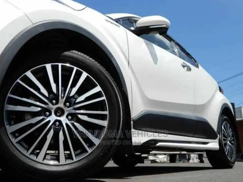 Toyota C-HR 2017 Pearl